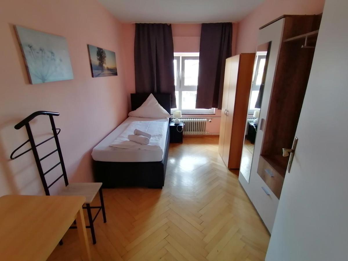 La Stella Hotel Süßen Buitenkant foto